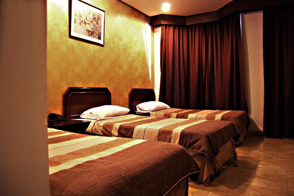 Super Oyo Townhouse 1 Hotel Salemba Jakarta Extérieur photo