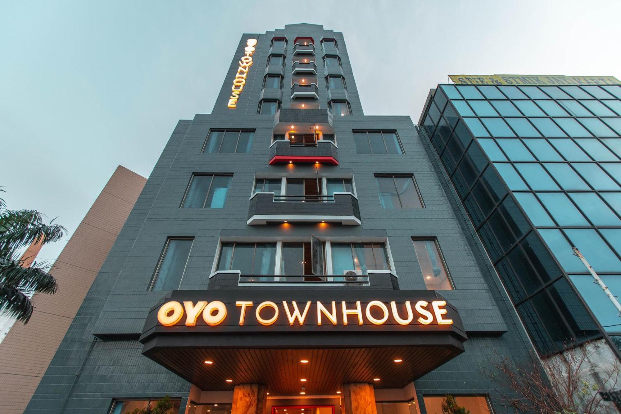 Super Oyo Townhouse 1 Hotel Salemba Jakarta Extérieur photo