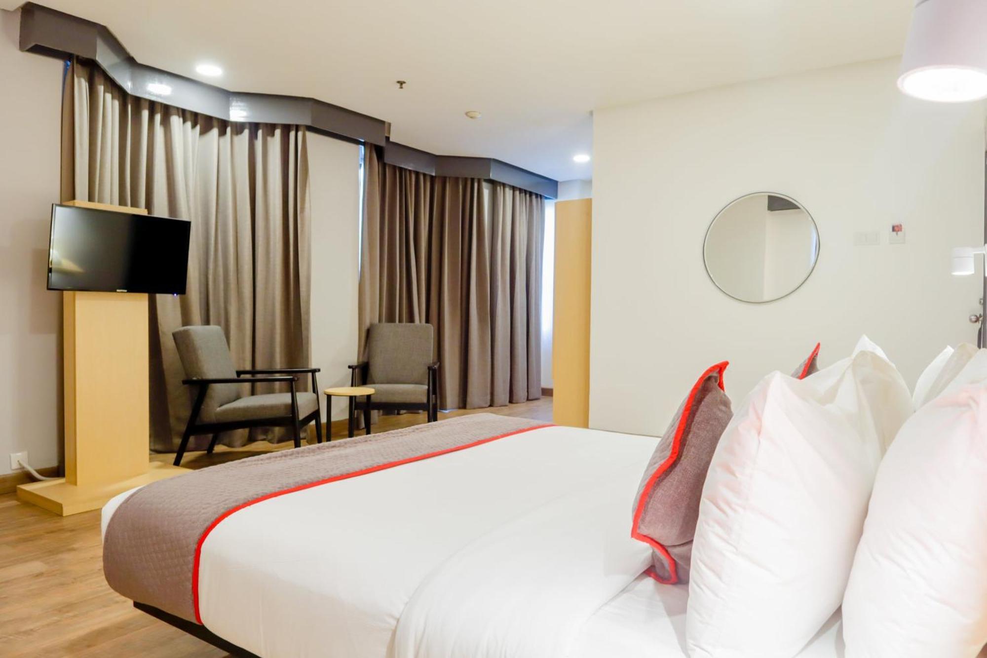 Super Oyo Townhouse 1 Hotel Salemba Jakarta Extérieur photo