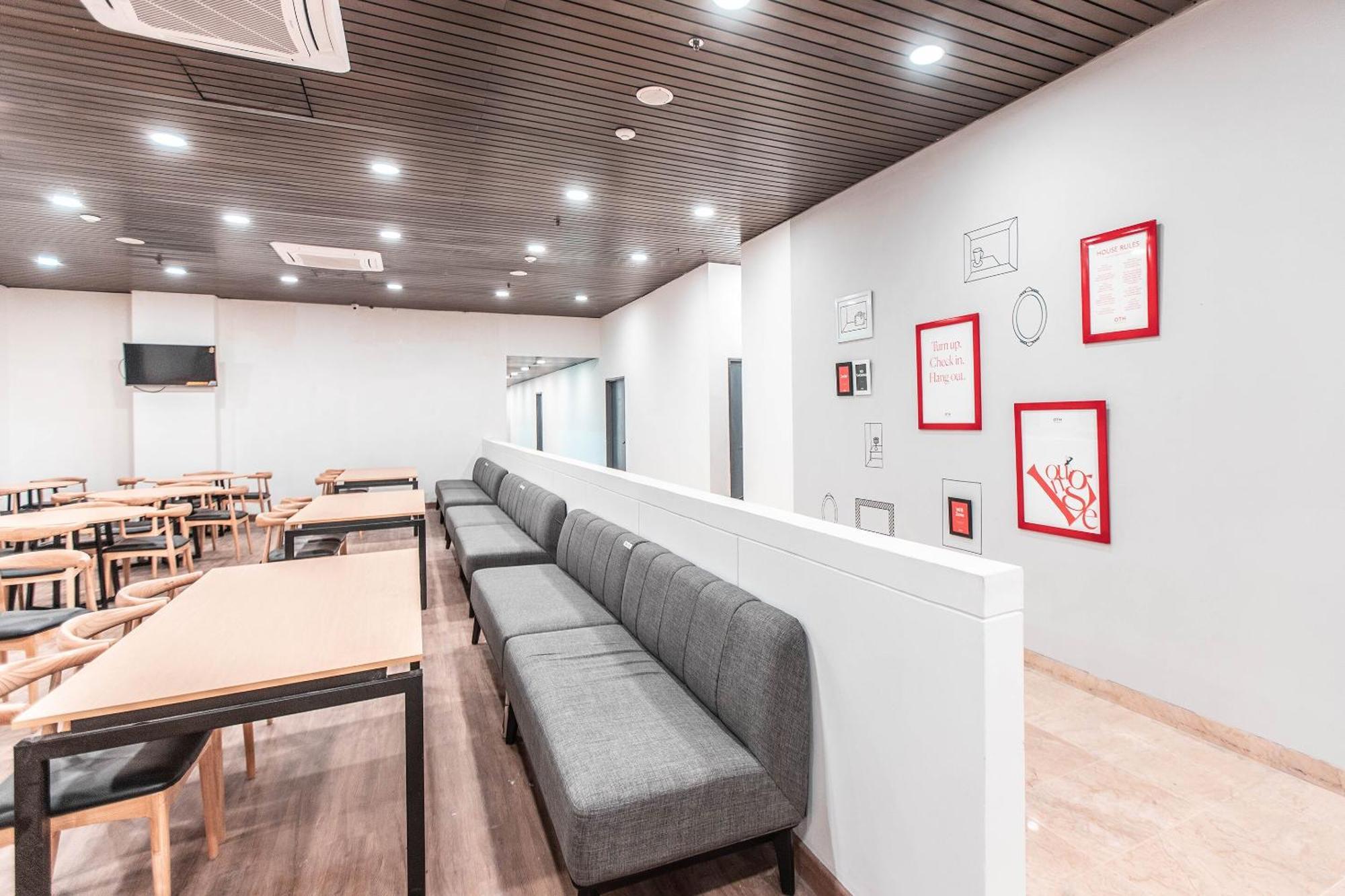 Super Oyo Townhouse 1 Hotel Salemba Jakarta Extérieur photo