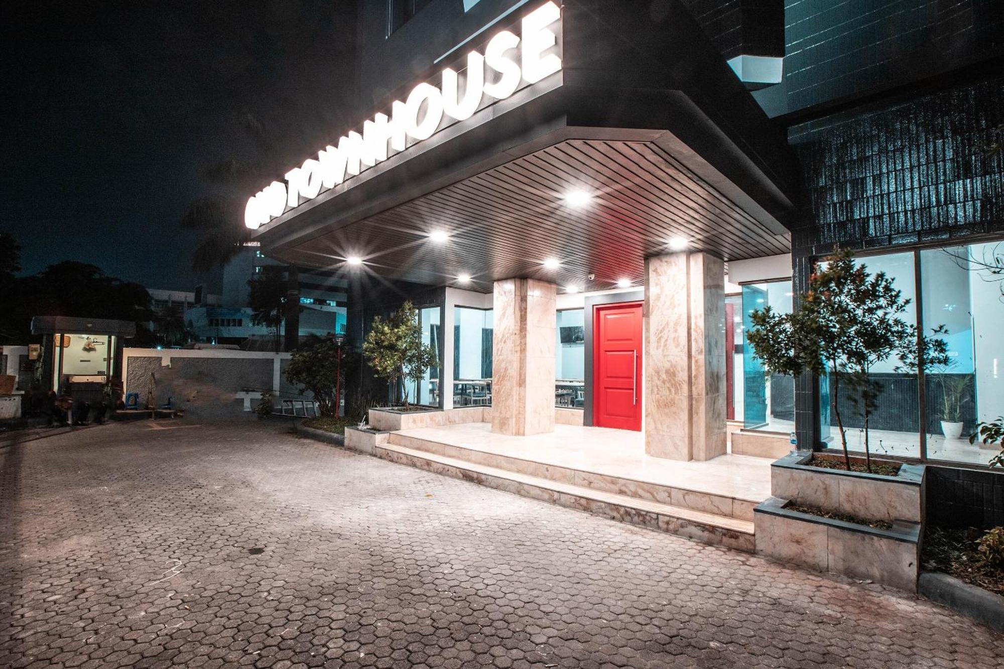 Super Oyo Townhouse 1 Hotel Salemba Jakarta Extérieur photo