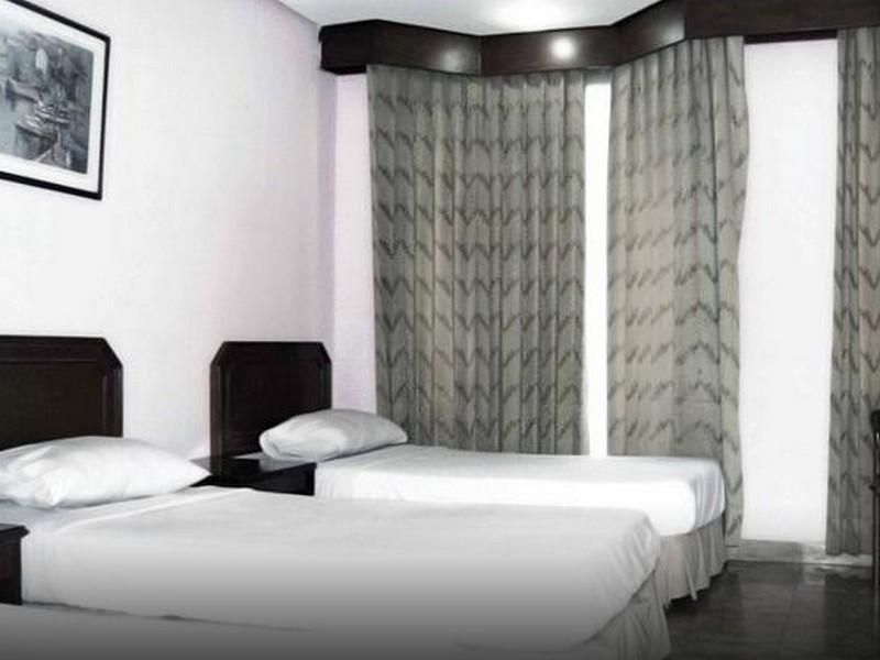 Super Oyo Townhouse 1 Hotel Salemba Jakarta Extérieur photo
