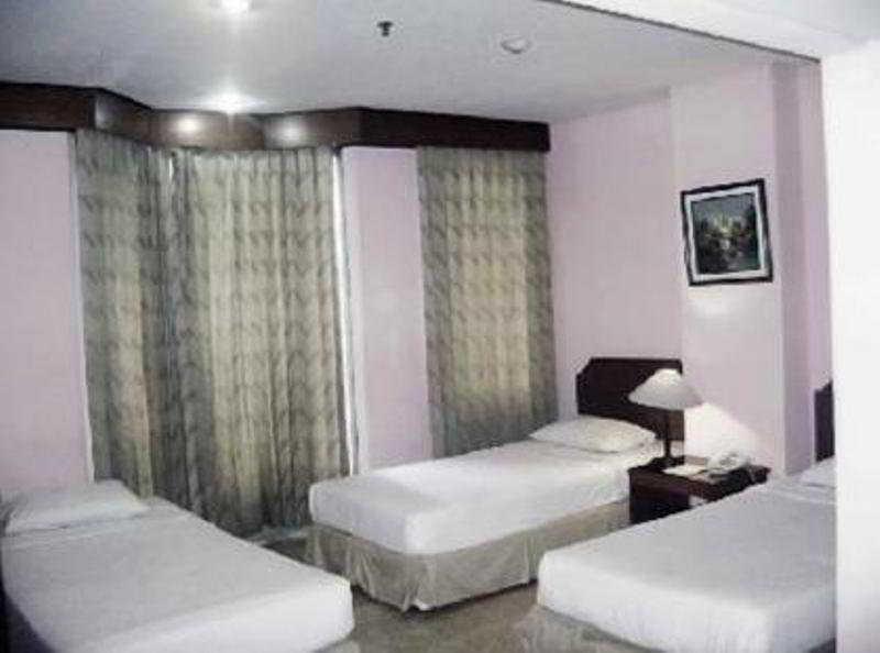 Super Oyo Townhouse 1 Hotel Salemba Jakarta Extérieur photo